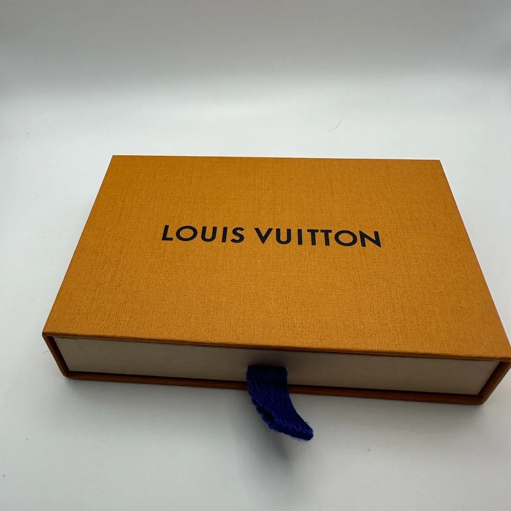 Louis Vuitton Money Clip - Picture 6 of 6